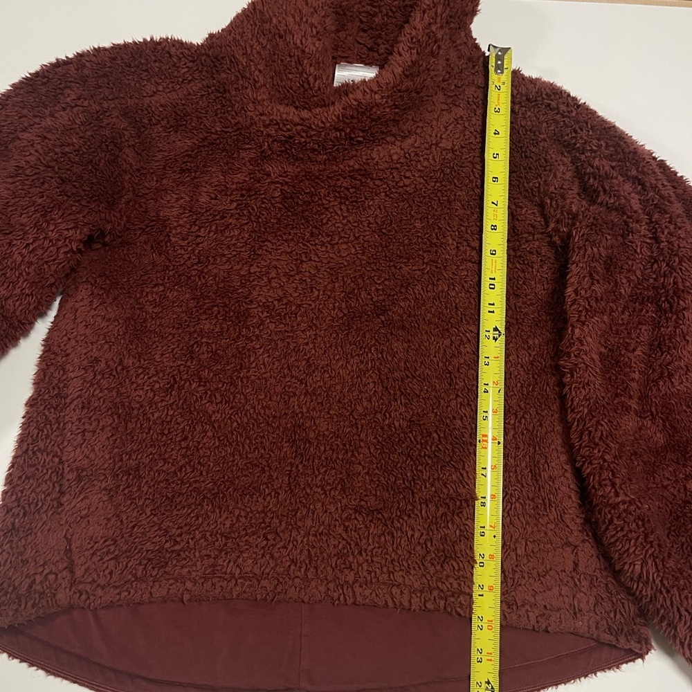 Lululemon Maroon Sherpa Pullover - Picture 9 of 11